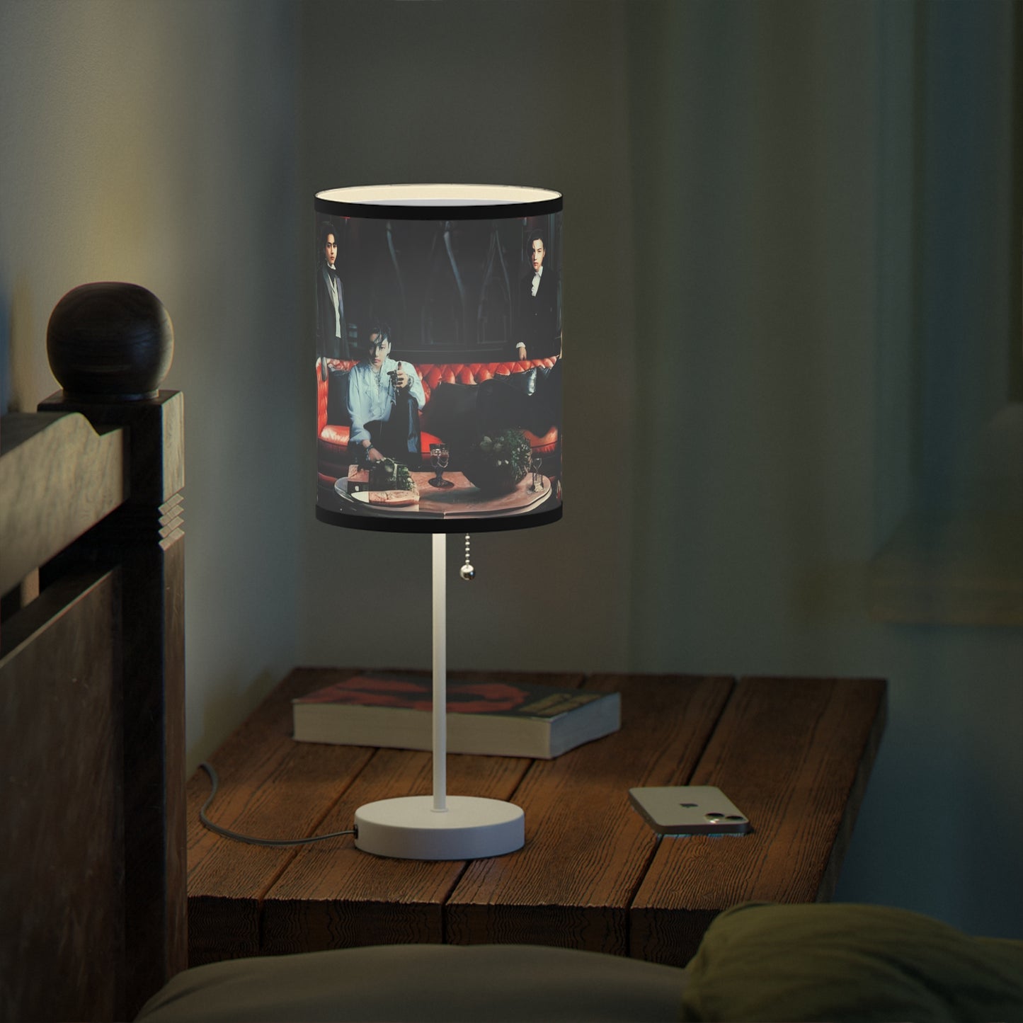 House of the Bangtan Clan Lamp on a Stand, US|CA plug