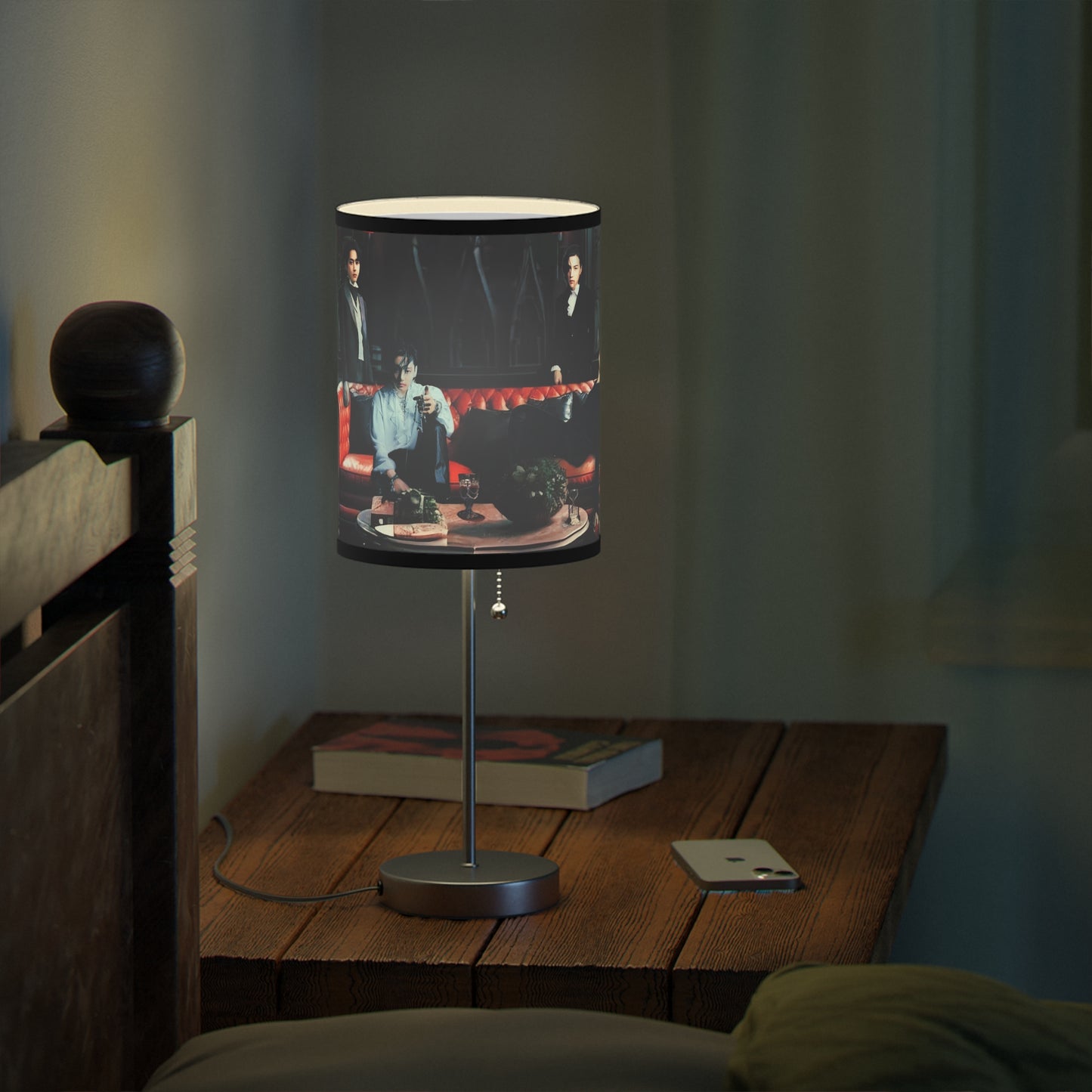 House of the Bangtan Clan Lamp on a Stand, US|CA plug