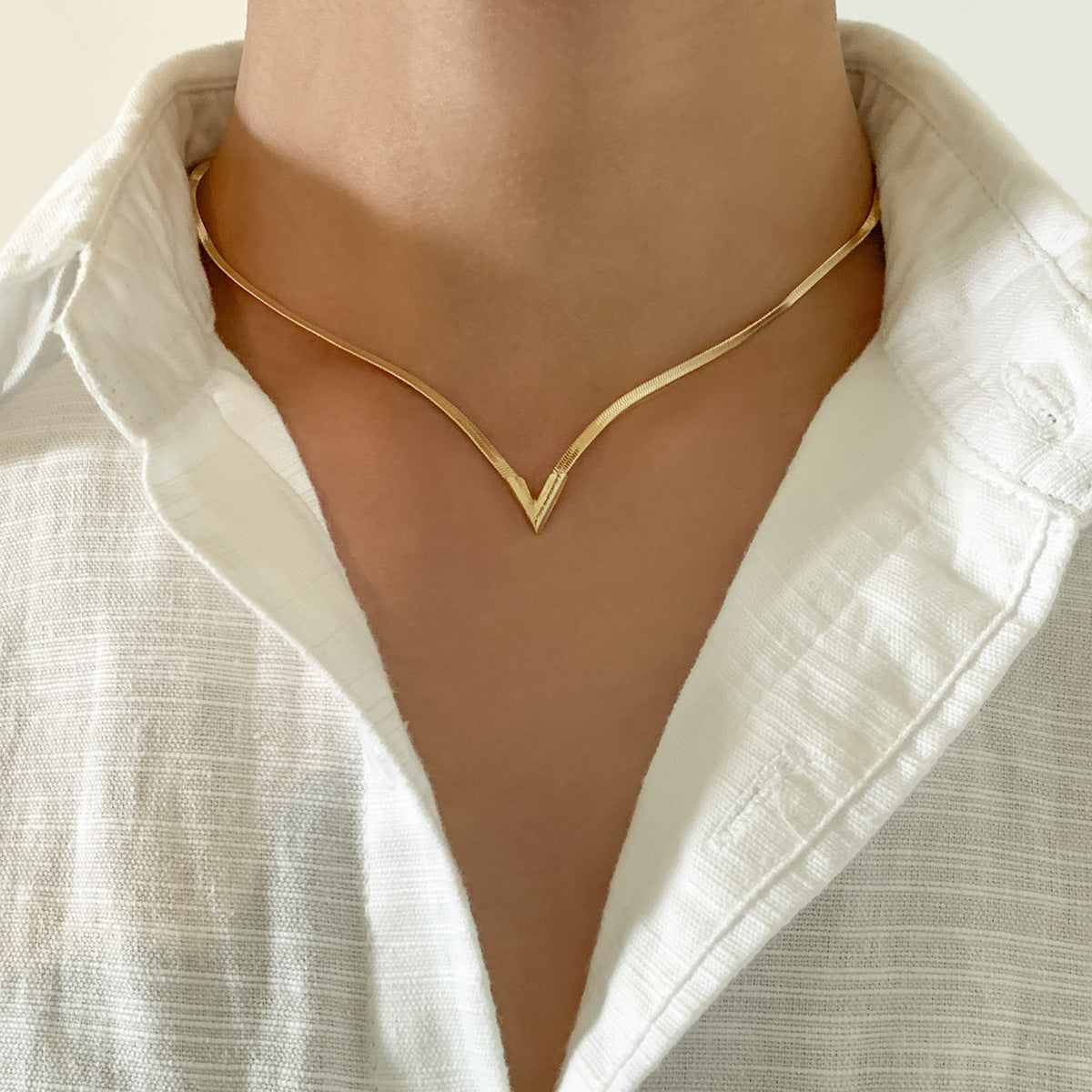 V-Shaped Chain Necklace